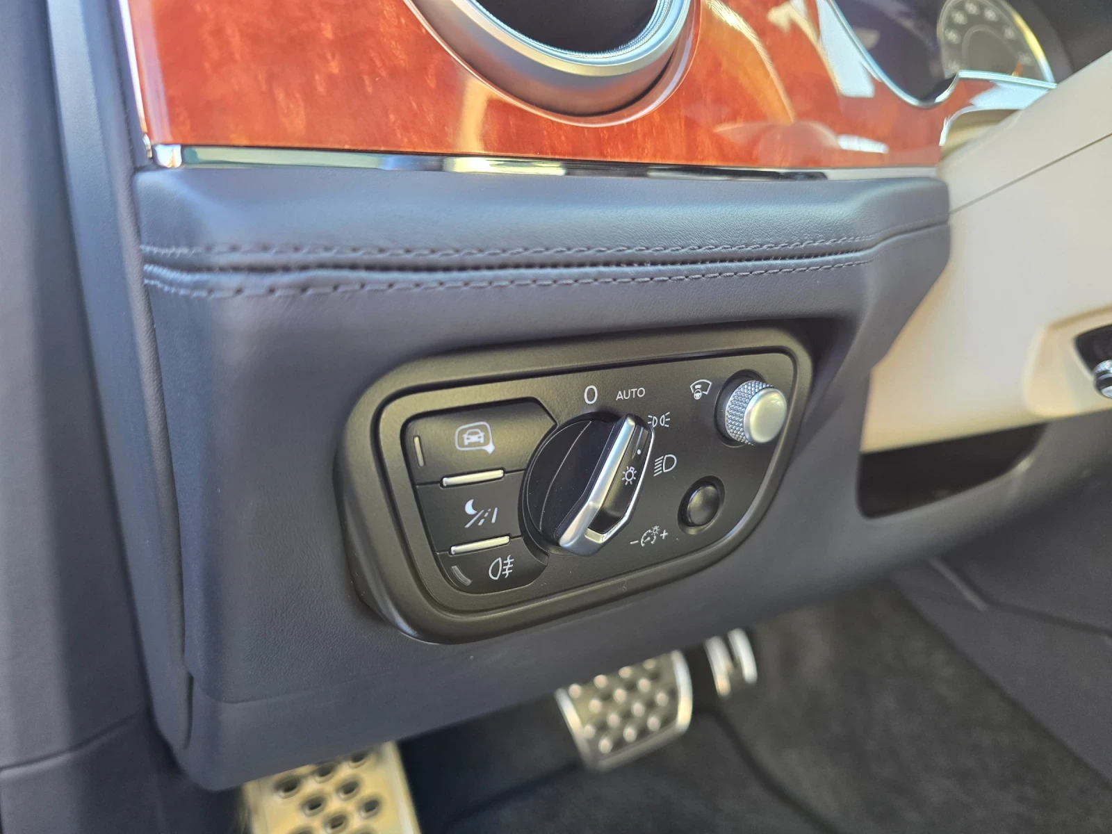 Bentley Bentayga 4.0 V8 DIESEL | Mobile.bg � ����������� 12