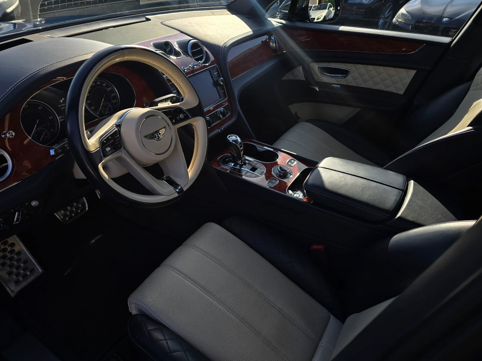 Bentley Bentayga 4.0 V8 DIESEL - изображение 8