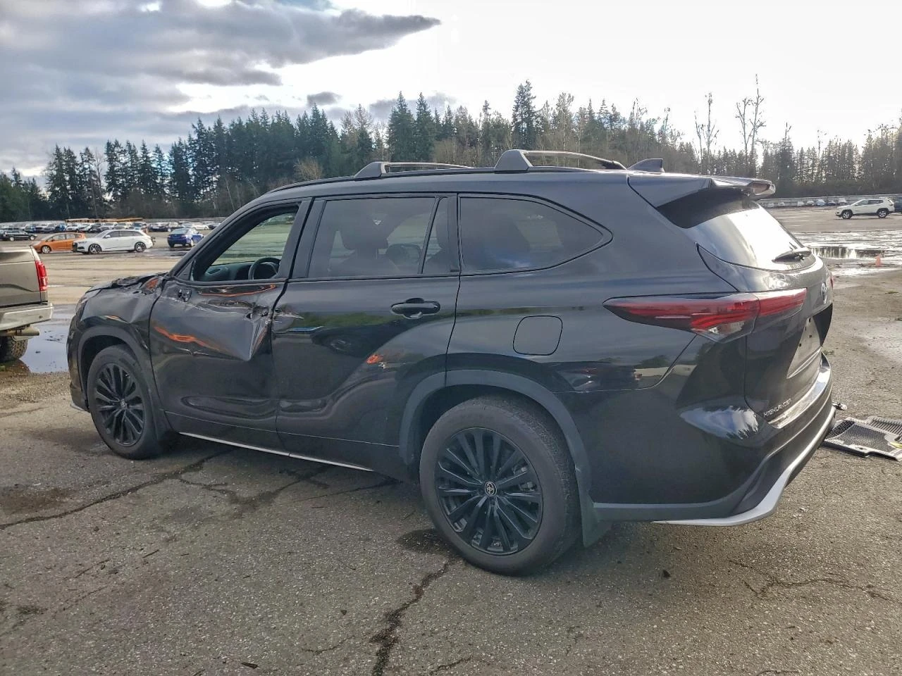 Toyota Highlander * XSE* КОЖА* ПОДГРЕВ* ПАНОРАМА* LED* , снимка 3 - Автомобили и джипове - 53991623