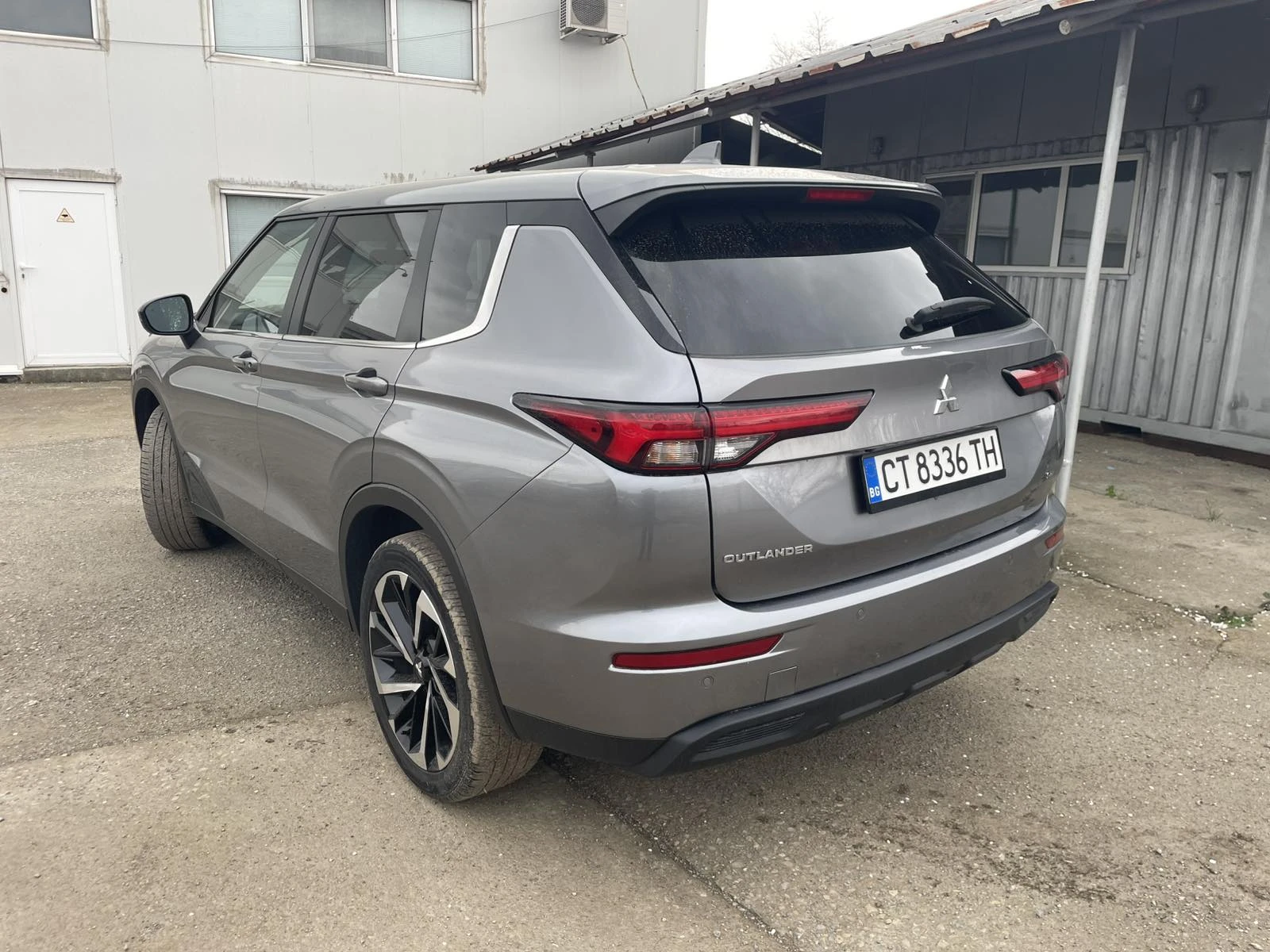 Mitsubishi Outlander SE/2.5/360 ������/������� �� ����� | Mobile.bg � ����������� 3