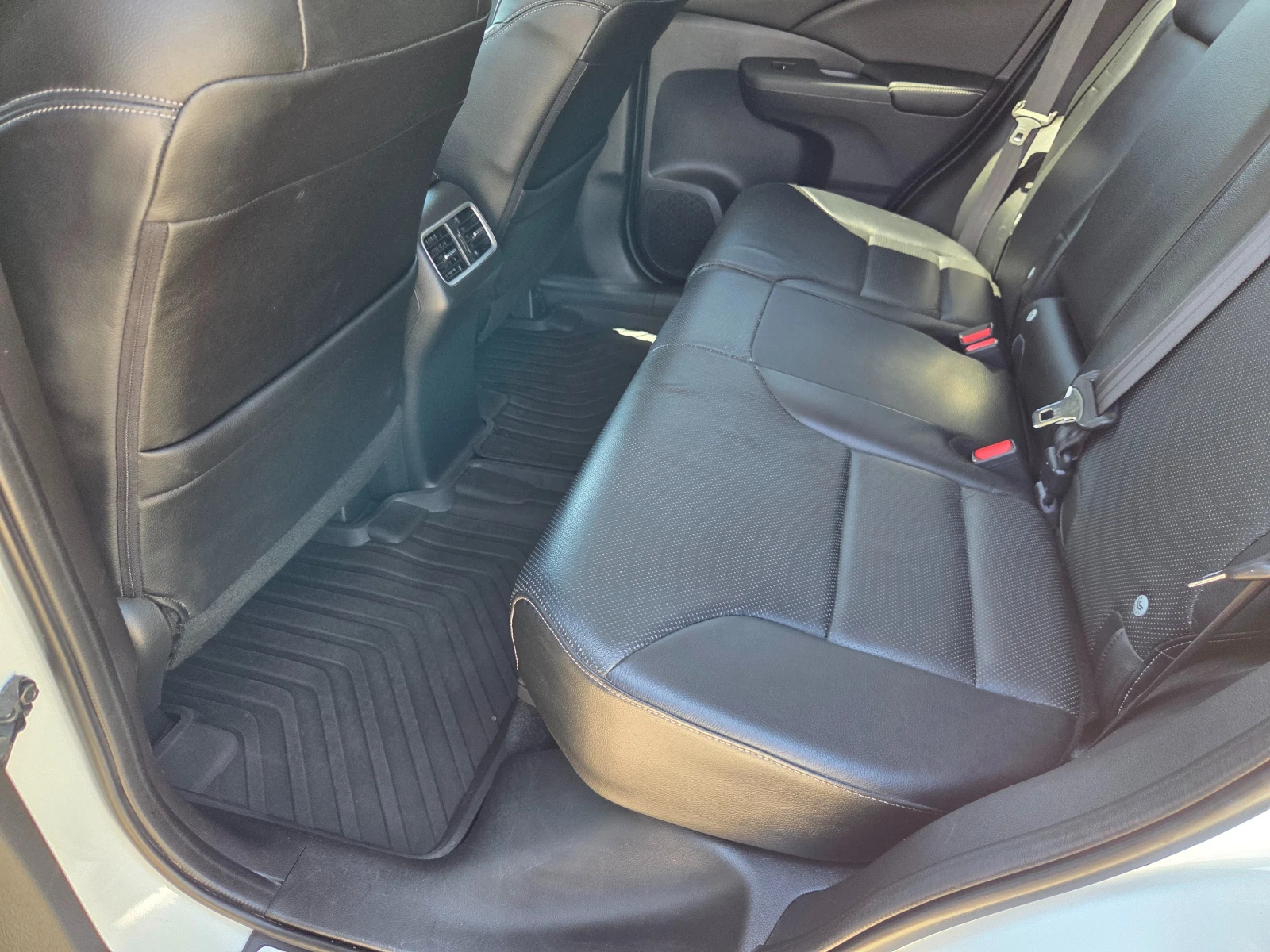 Honda Cr-v 1.6 i-DTEC Executive Plus ШВЕЙЦАРИЯ 4WD , снимка 8 - Автомобили и джипове - 54242910