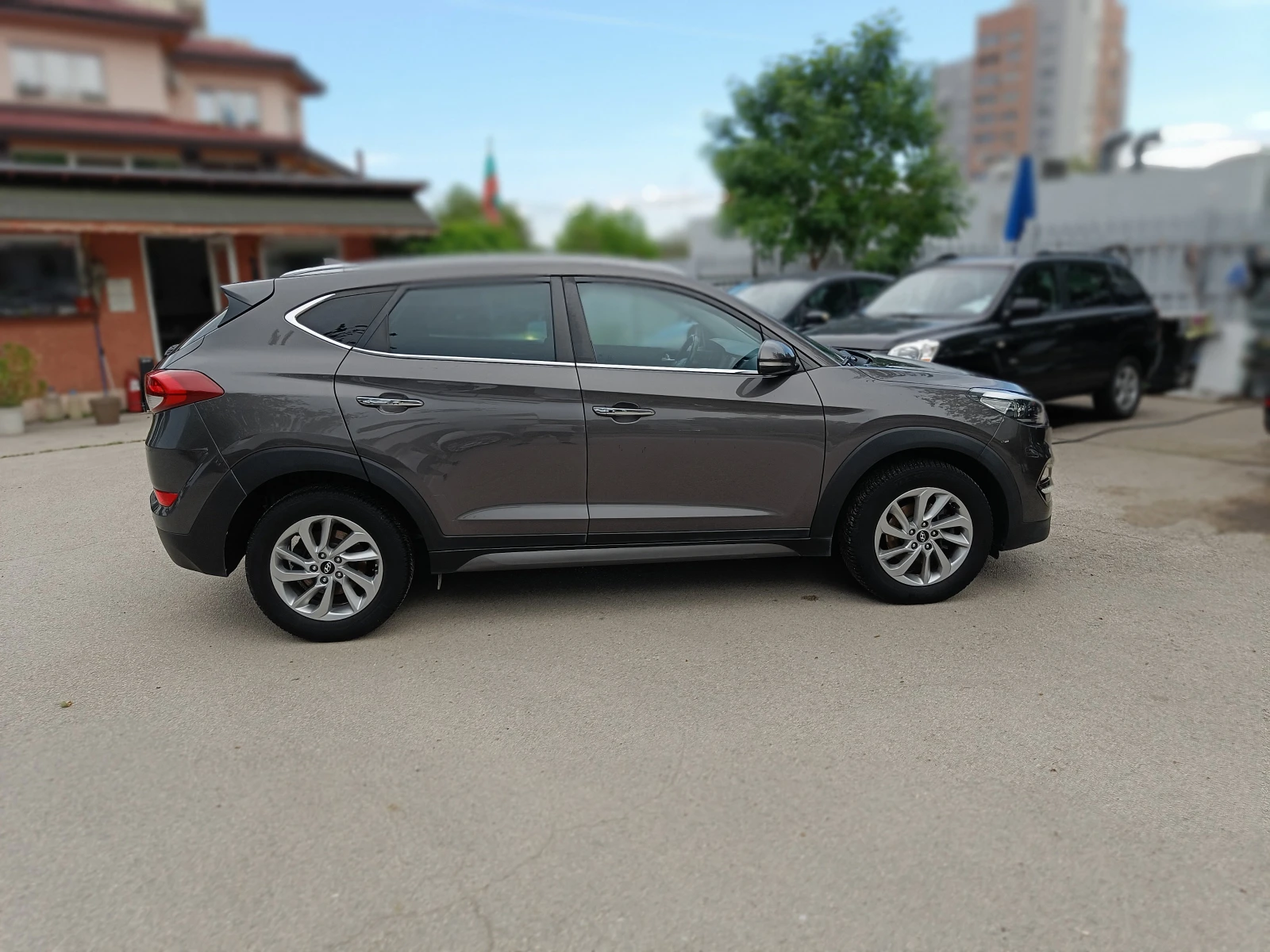 Hyundai Tucson 1.7 BARTER 117, снимка 4 - Автомобили и джипове - 54511145
