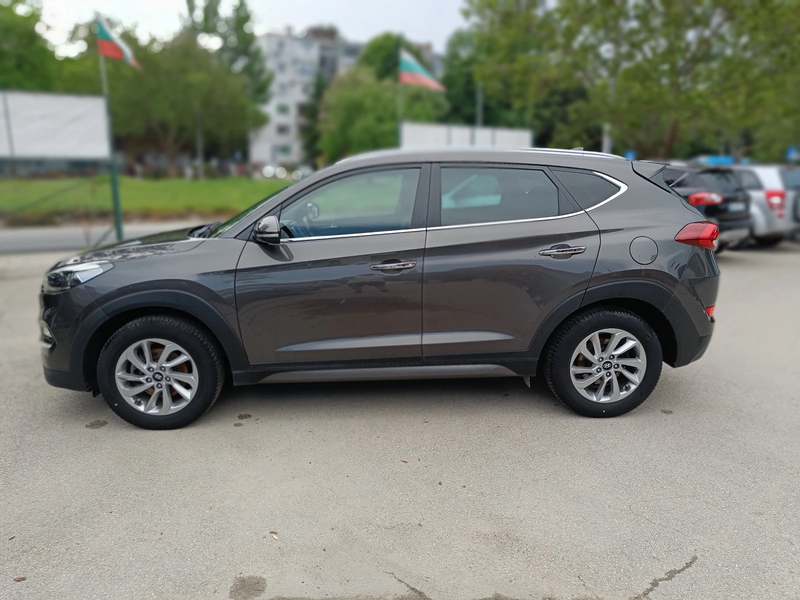 Hyundai Tucson 1.7 BARTER 117, снимка 8 - Автомобили и джипове - 54511145
