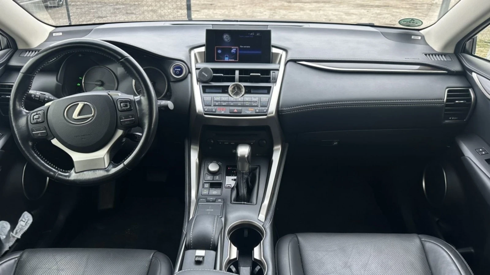 Lexus NX 300h 2.5 Hybrid 83х км, снимка 10 - Автомобили и джипове - 54685403
