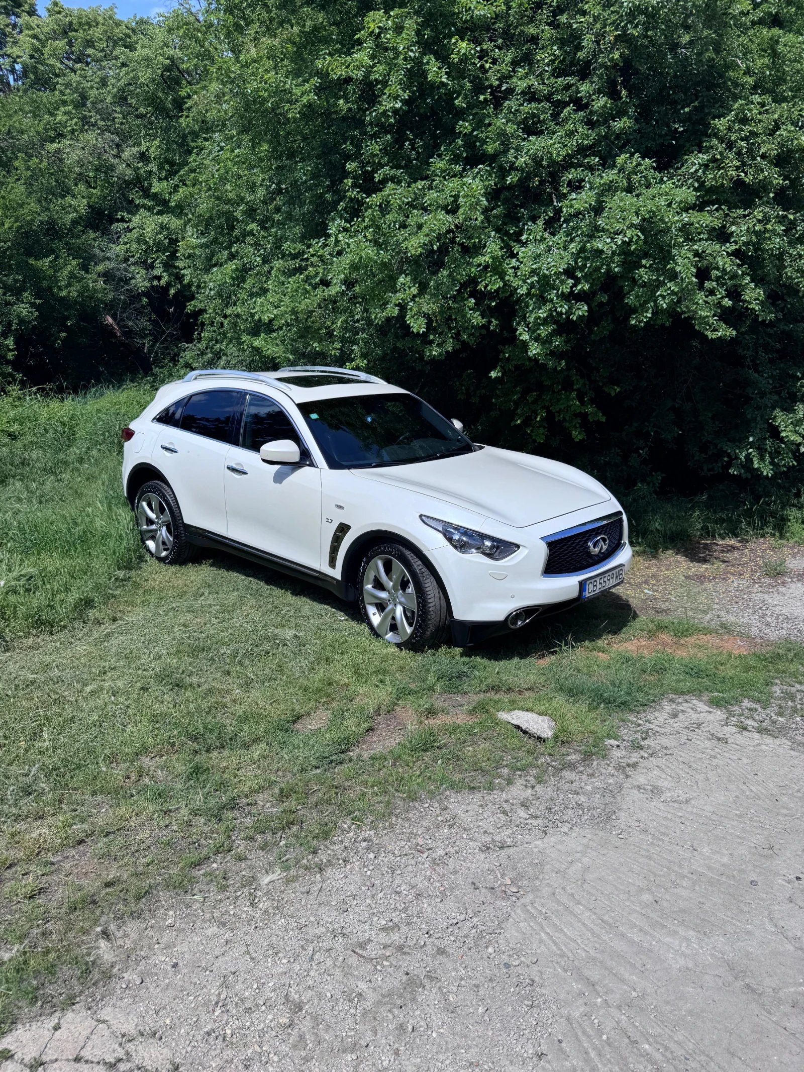 Infiniti QX70 3.7 S
