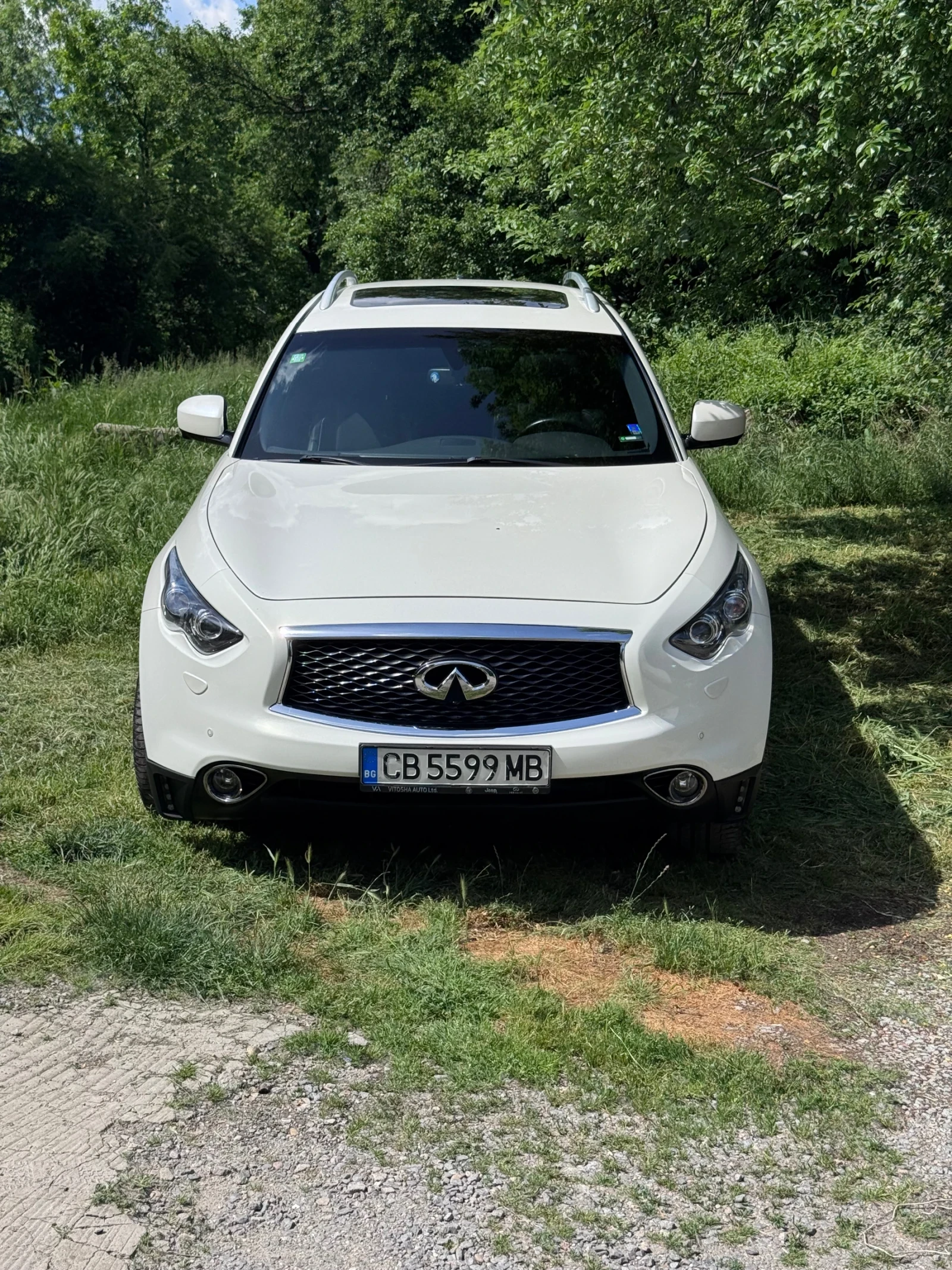 Infiniti QX70 3.7 S, снимка 16 - Автомобили и джипове - 54691612