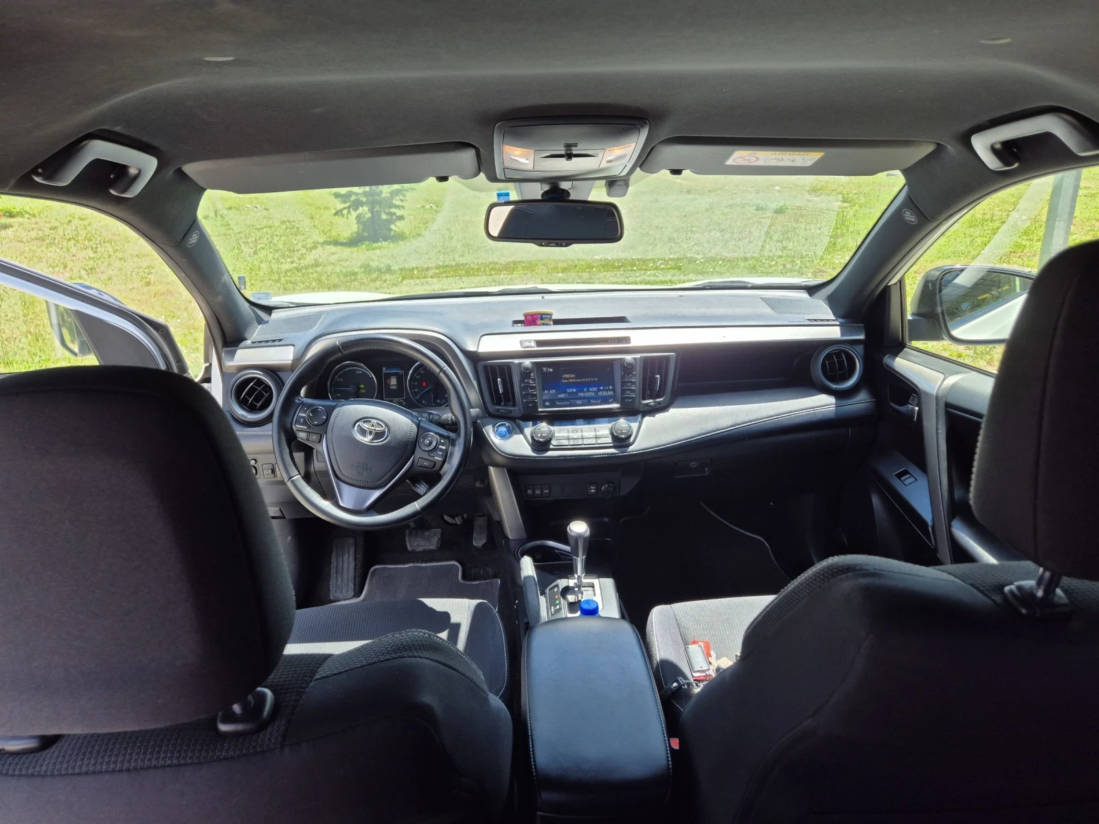Toyota Rav4 2.5 хибрид, снимка 7 - Автомобили и джипове - 54901147