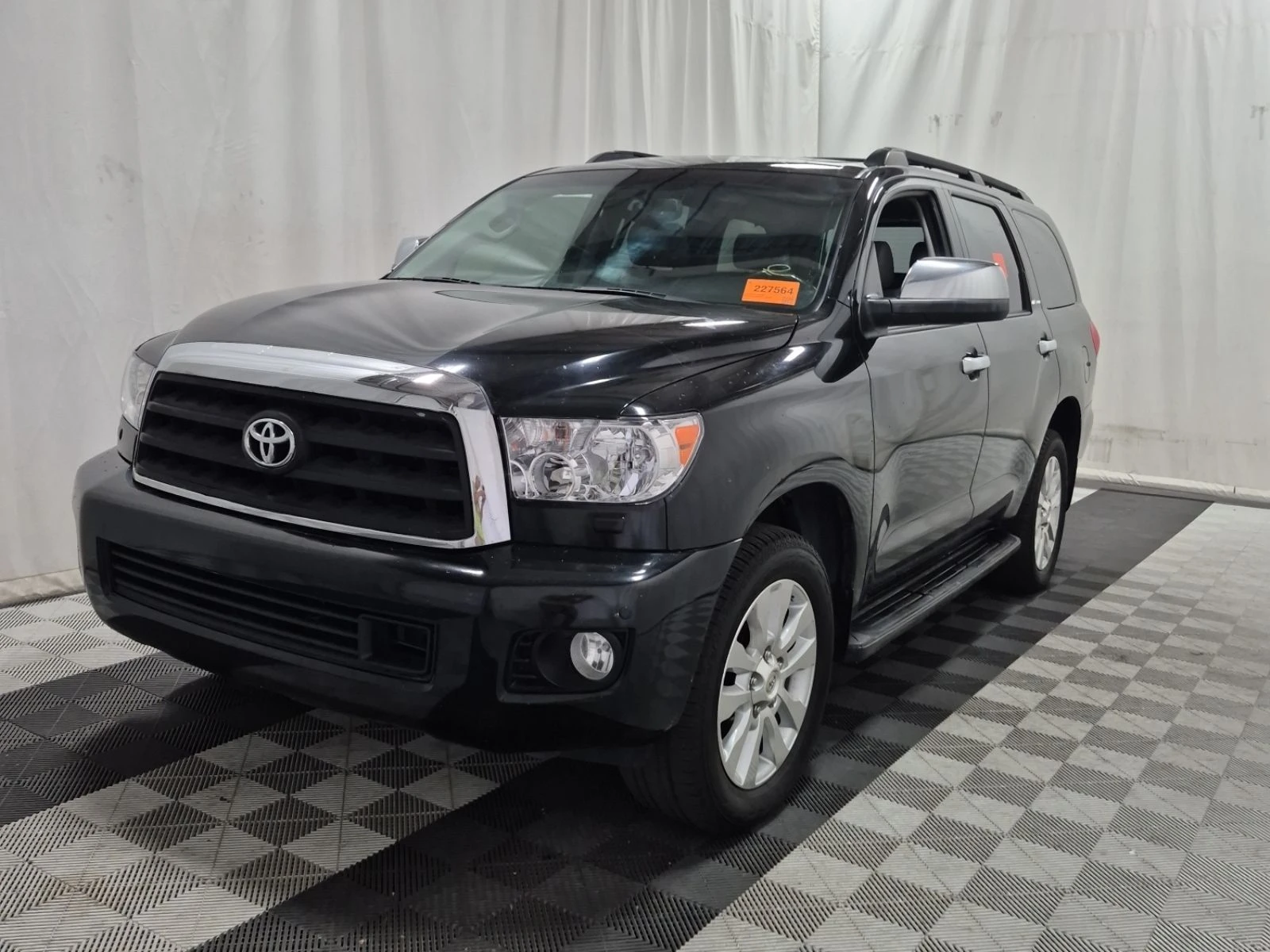 Toyota Sequoia PLATINUM  CARFAX