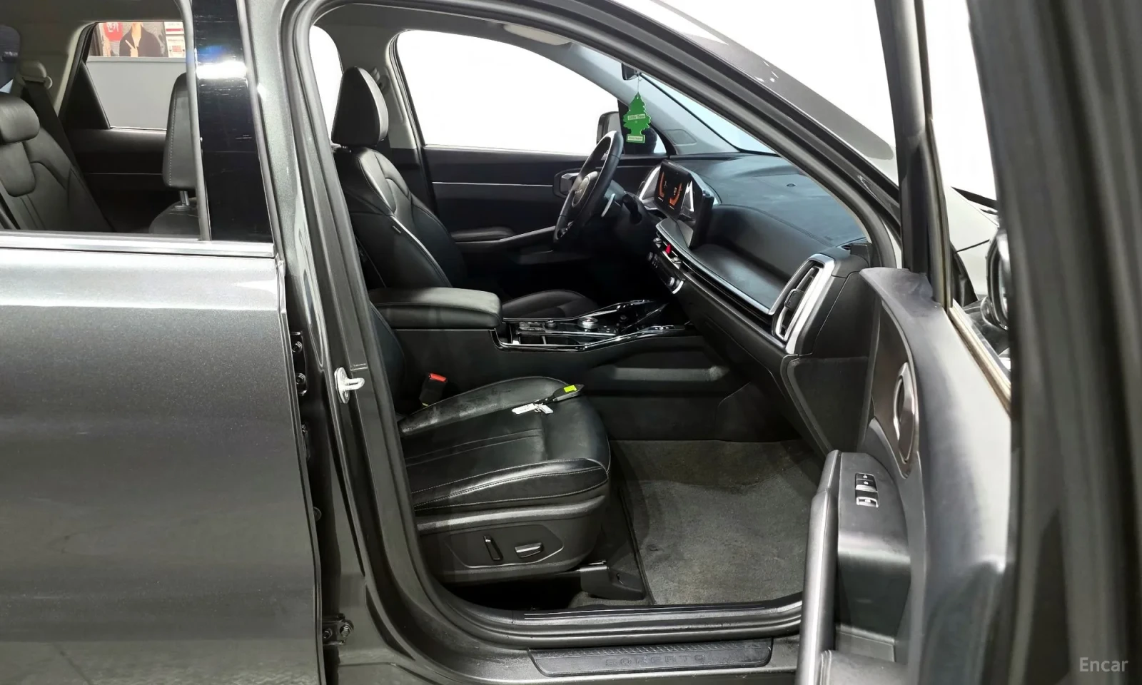 Kia Sorento 2.2 4WD\Фулл екстри\Топ състояние, снимка 11 - Автомобили и джипове - 55585675