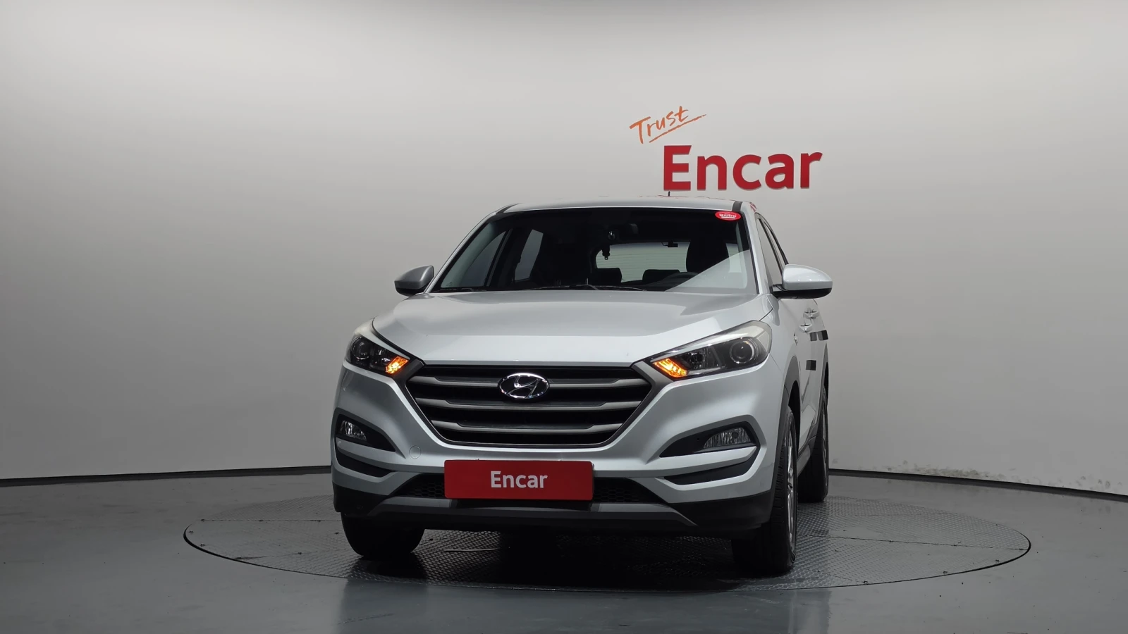 Hyundai Tucson 1.7 Style* КРАЙНА ЦЕНА, снимка 3 - Автомобили и джипове - 55594494