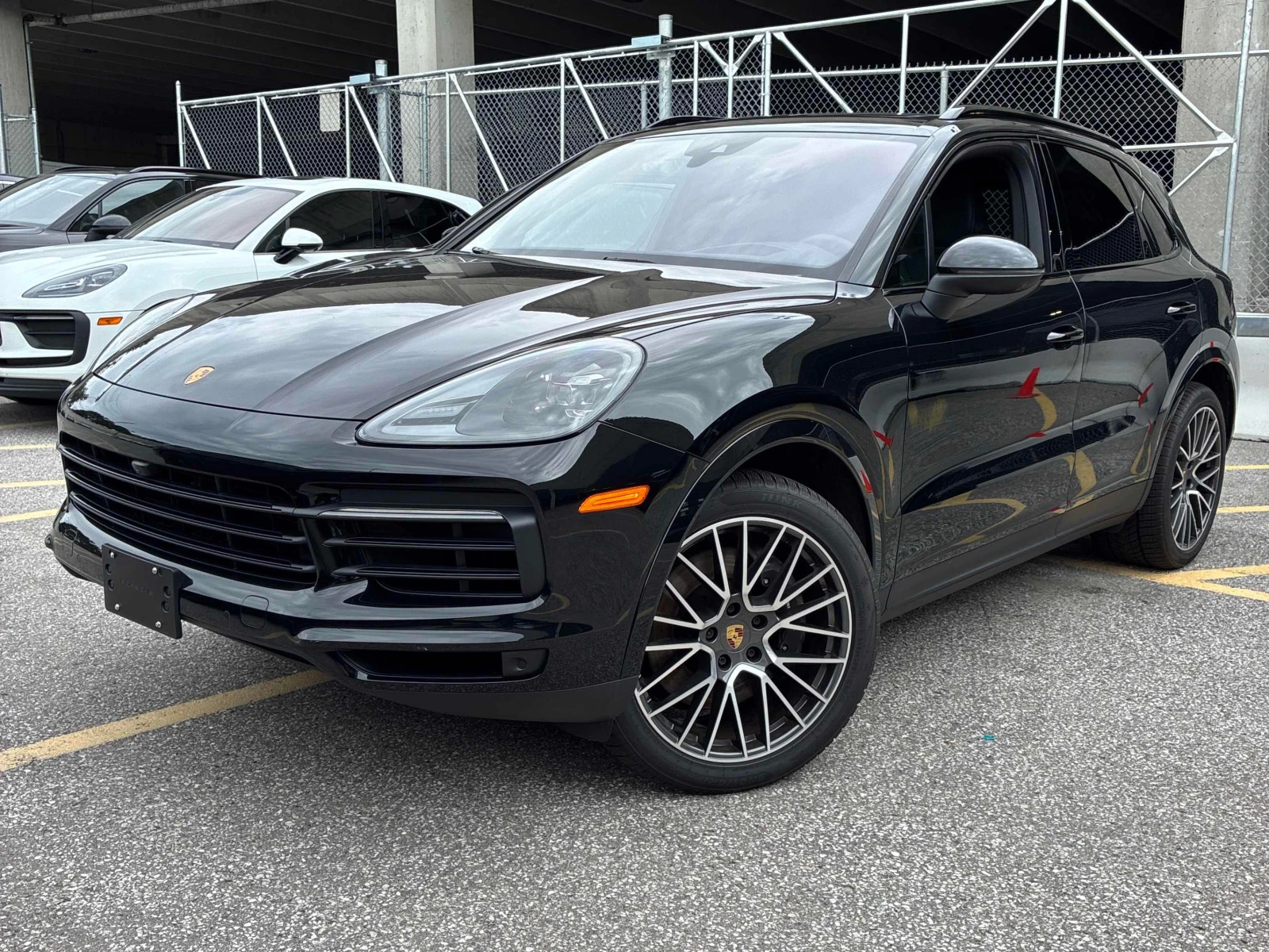 Porsche Cayenne * AWD * CARFAX * ОПЦИЯ ЗА ФИНАНСИРАНЕ , снимка 2 - Автомобили и джипове - 55988018