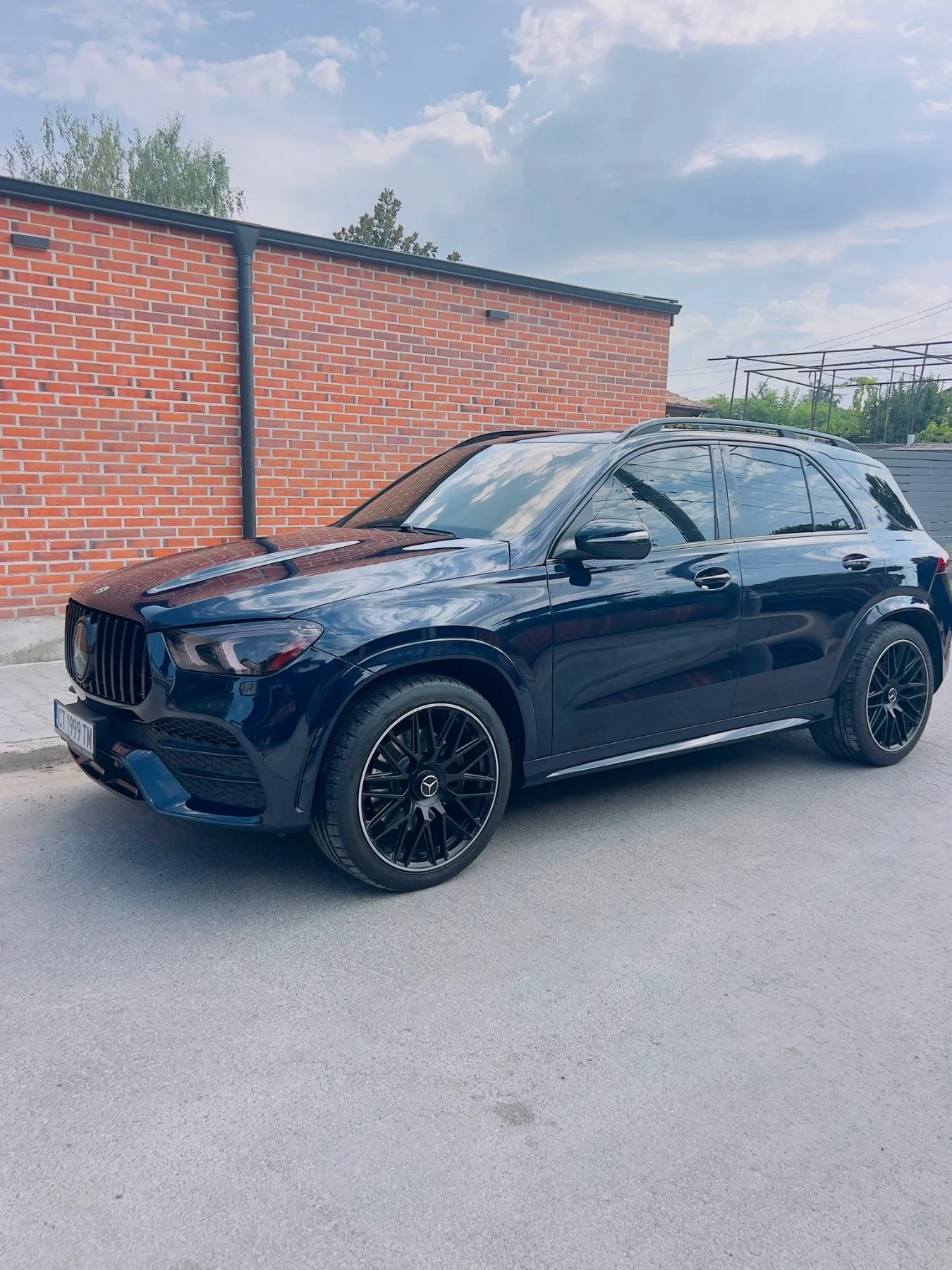 Mercedes-Benz GLE 450 AMG 6.3 AMG ЛИЗИНГ, снимка 2 - Автомобили и джипове - 56106274