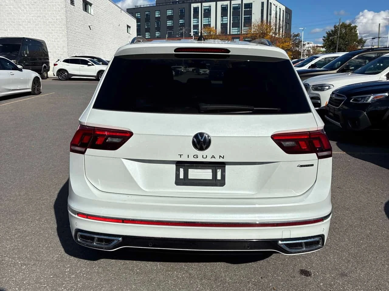 VW Tiguan Highline R Line/360/Dis/Fender/���������  | Mobile.bg � ����������� 4