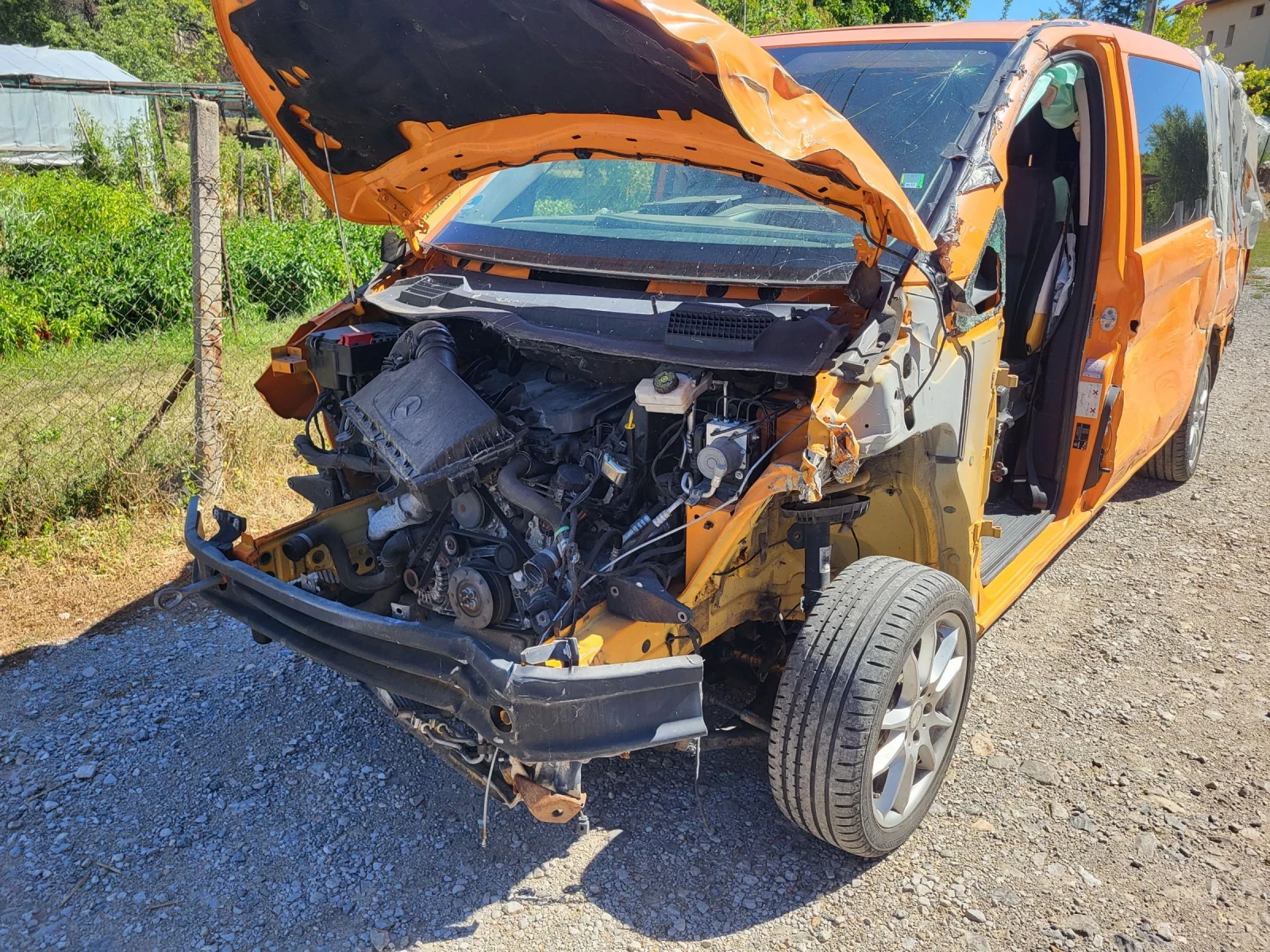 Mercedes-Benz V 2.2 цди 170 коня Автоматик 4х4 на части, снимка 2 - Бусове и автобуси - 55214640