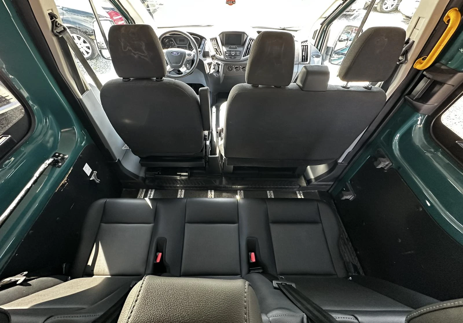 Ford Transit 2.0TDCI 131HP 8+ 1 NAVI CAMERA EU6D, снимка 11 - Бусове и автобуси - 56004605
