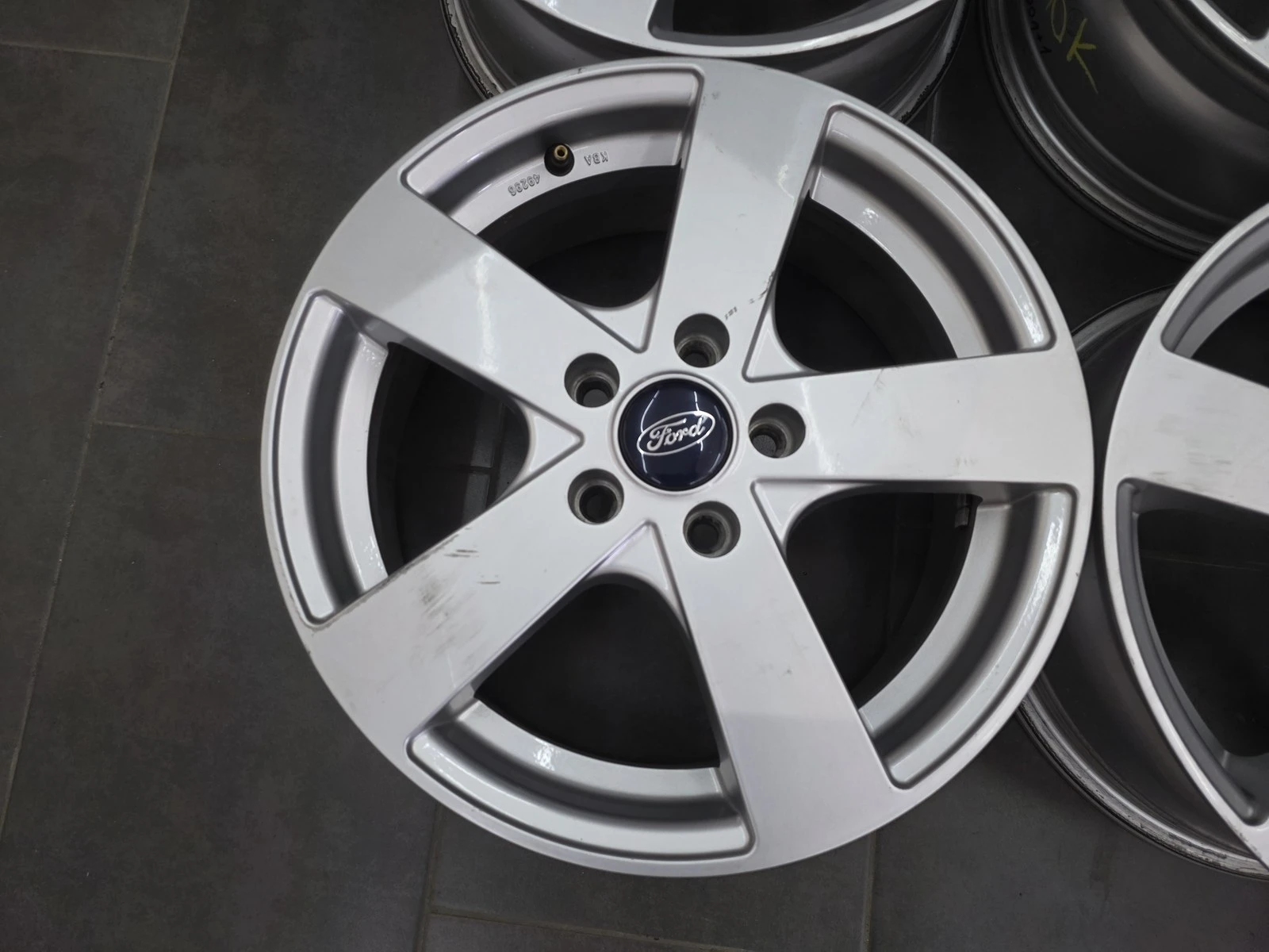 Джанти за Ford, снимка 4 - Гуми и джанти - 56723988