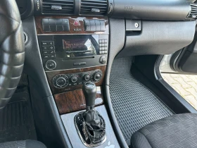 Mercedes-Benz 220 C-класа, снимка 7