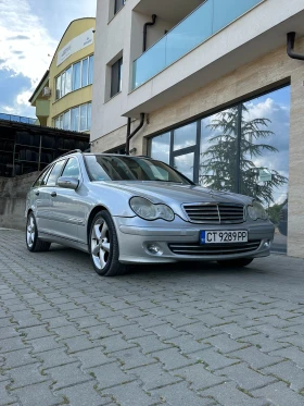 Mercedes-Benz 220 C-класа, снимка 1