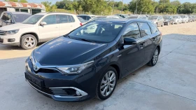 Toyota Auris 1.8i* Facelift Hybrid* Navi* Koja* Full* , снимка 2