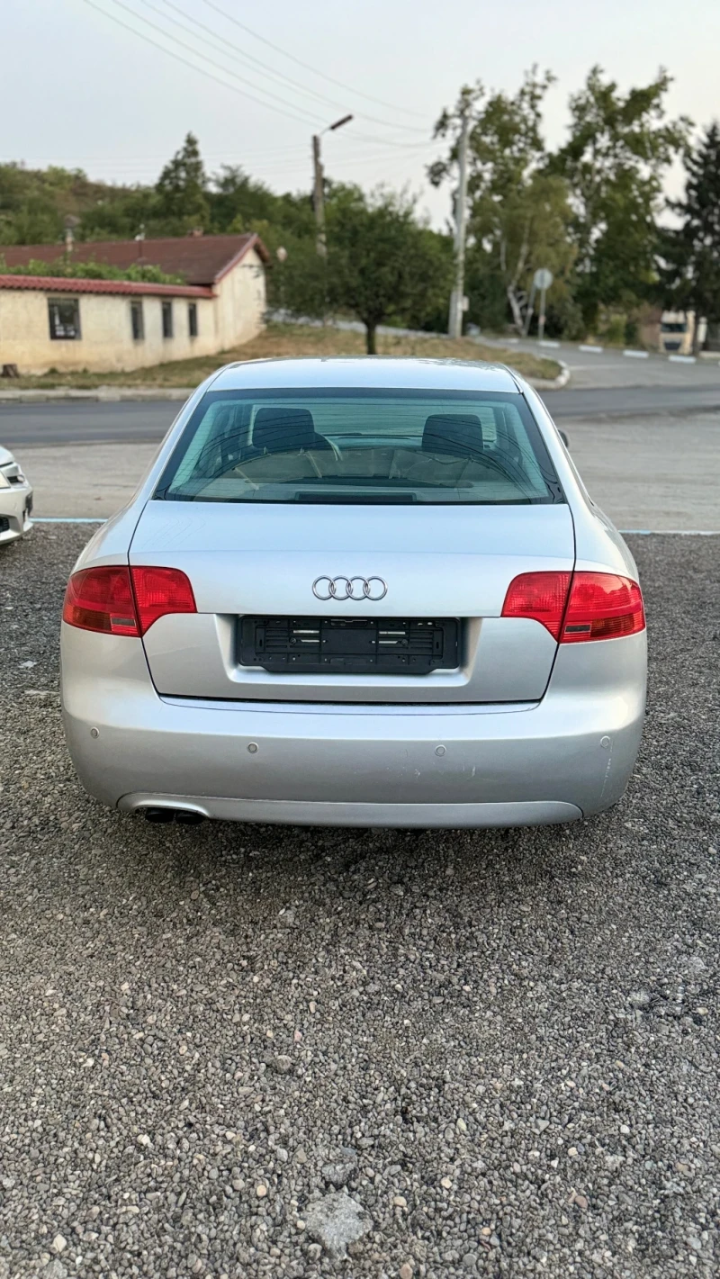 Audi A4 2.0 TDI, снимка 6 - Автомобили и джипове - 47289365