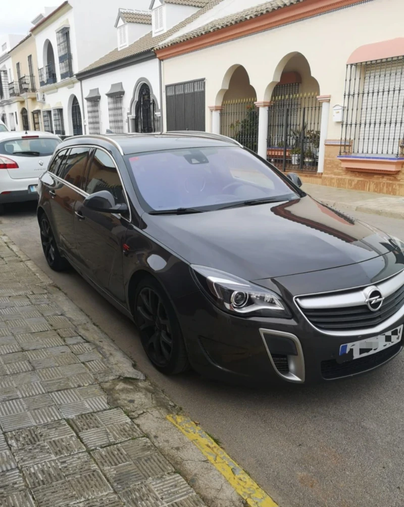 Opel Insignia OPC LIMITED EDITION Бензин Автомат 4x4 Full extra , снимка 2 - Автомобили и джипове - 48472476