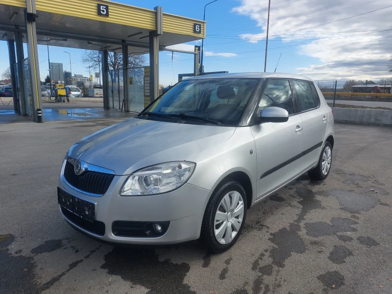 Skoda Fabia 1.4 бензин , снимка 1 - Автомобили и джипове - 48547493