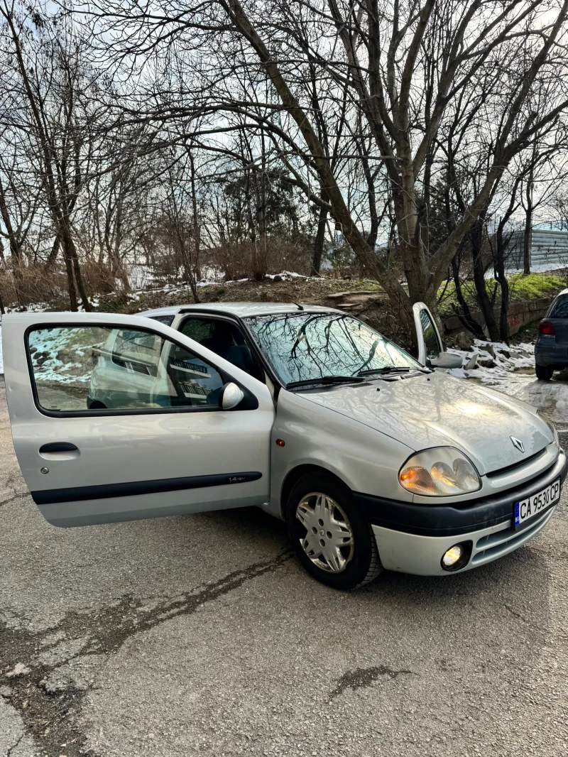 Renault Clio, снимка 7 - Автомобили и джипове - 49392881