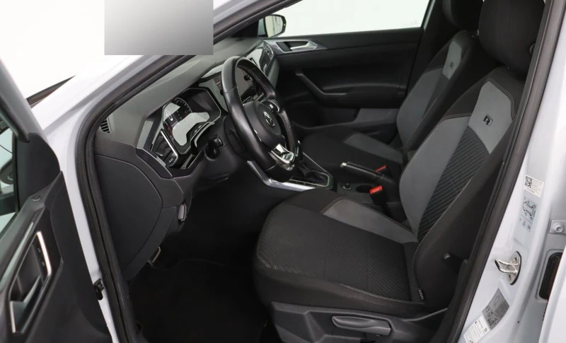 VW Polo 1.5TSI/150HP/R-LINE/PANO/NAVI/LED/429vpr, снимка 6 - Автомобили и джипове - 50288591