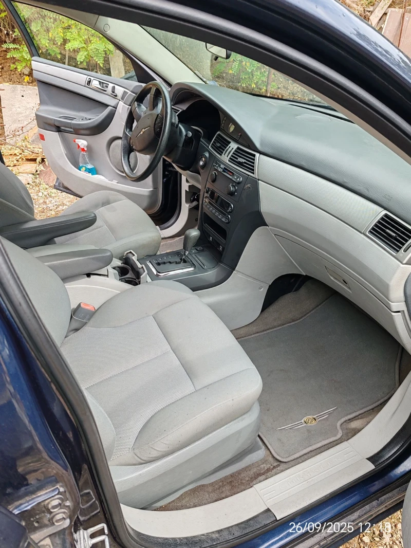Chrysler Pacifica 4.0 AWD Газ/бензин, снимка 8 - Автомобили и джипове - 52745969