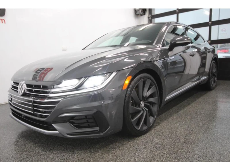 VW Arteon R-LINE* ПОДГРЕВ* КАМЕРА* 360, снимка 2 - Автомобили и джипове - 52381282