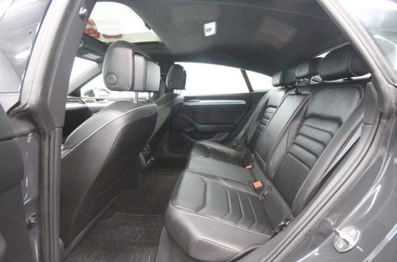 VW Arteon R-LINE* ПОДГРЕВ* КАМЕРА* 360, снимка 10 - Автомобили и джипове - 52381282
