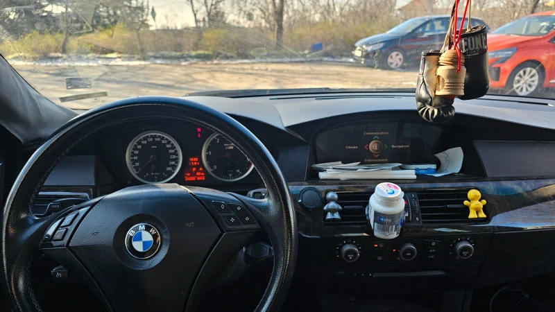 BMW 530, снимка 11 - Автомобили и джипове - 53134859