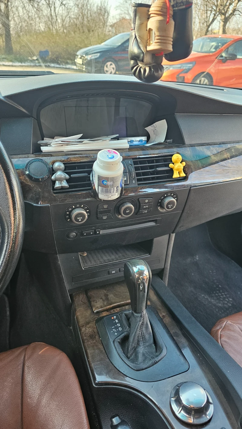 BMW 530, снимка 12 - Автомобили и джипове - 53134859