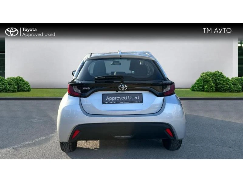 Toyota Yaris 1.5P ACTIVE, снимка 4 - Автомобили и джипове - 53100091