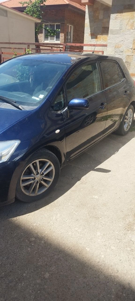 Toyota Auris, снимка 2 - Автомобили и джипове - 54558000