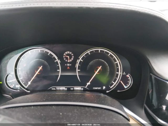 BMW 750 I* М ПАКЕТ* ЛИЗИНГ* ОБДУХ* HUD, снимка 7 - Автомобили и джипове - 54701810