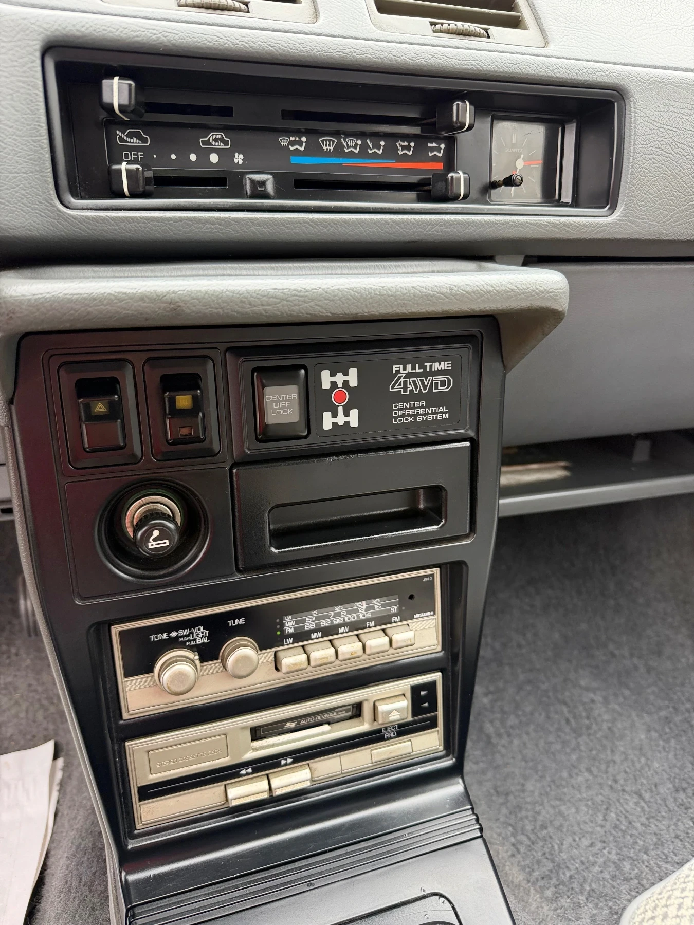 Mitsubishi Lancer 1.8i 4x4 Lock Diff, снимка 11 - Автомобили и джипове - 47680879