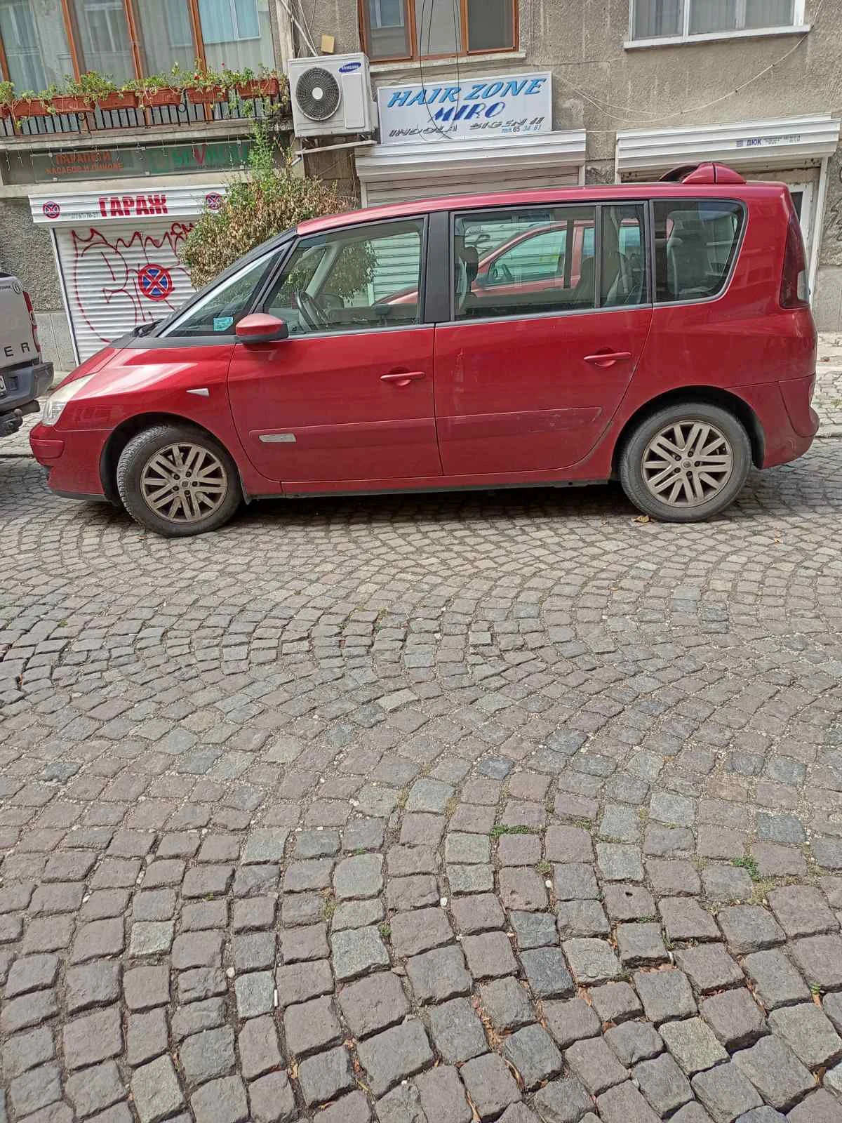 Renault Espace 2.2 DCI - изображение 2