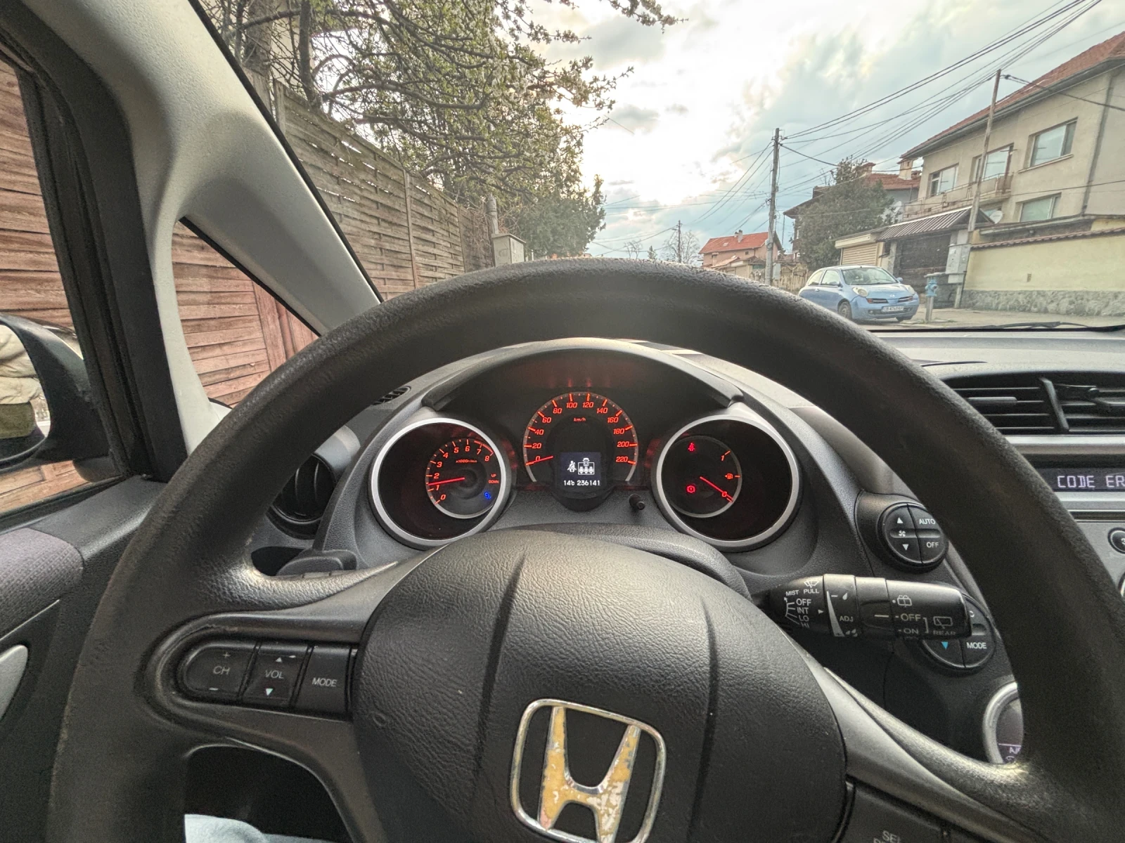 Honda Jazz 1.4 i-VTEC 100 - изображение 7