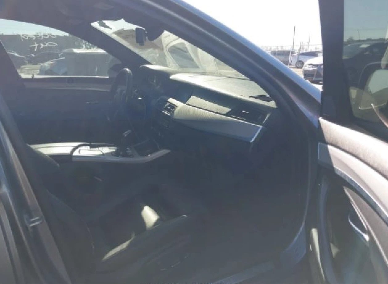 BMW 550 HARMAN/KARDON* HEAD-UP* KEYLESS* ПОДГРЕВ* LED - изображение 7