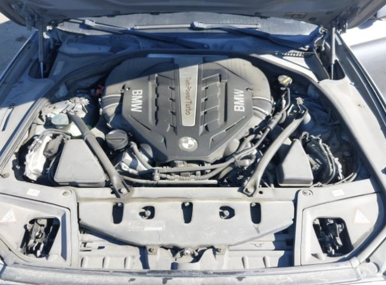 BMW 550 HARMAN/KARDON* HEAD-UP* KEYLESS* ПОДГРЕВ* LED - изображение 10