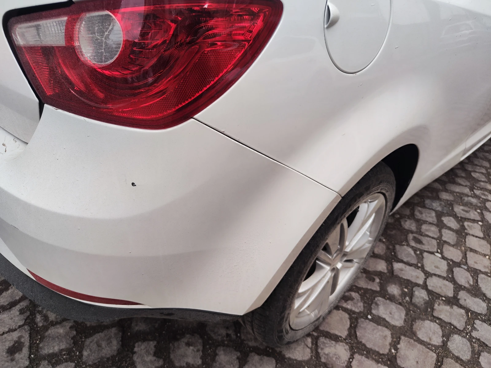 Seat Ibiza  - изображение 7