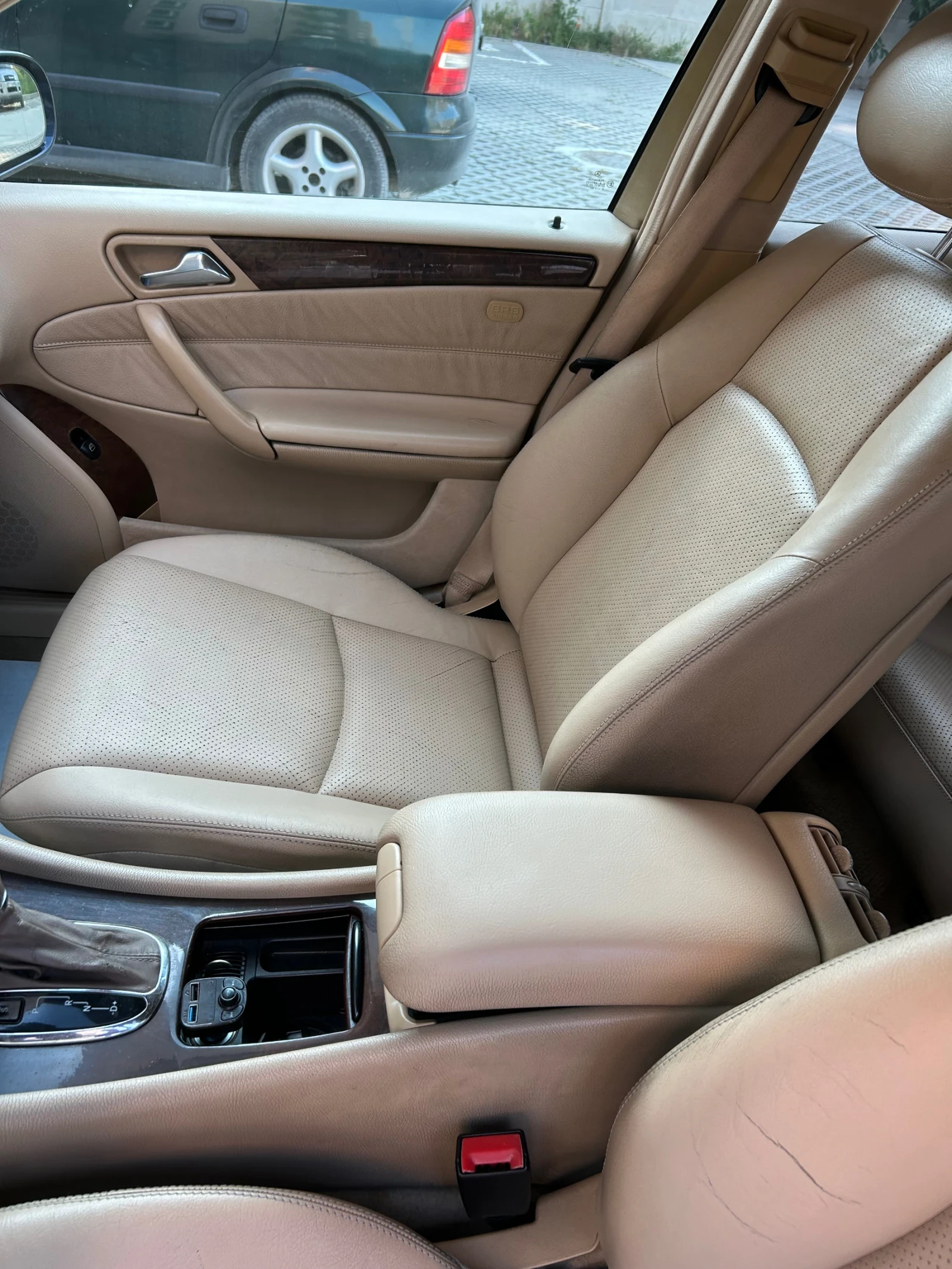 Mercedes-Benz C 220  - изображение 9