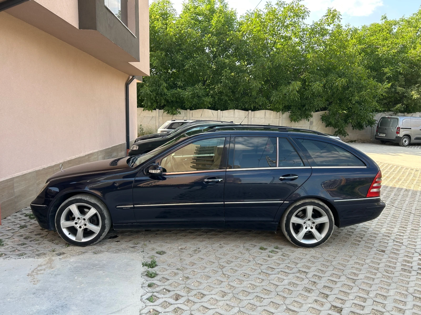 Mercedes-Benz C 220  - изображение 3