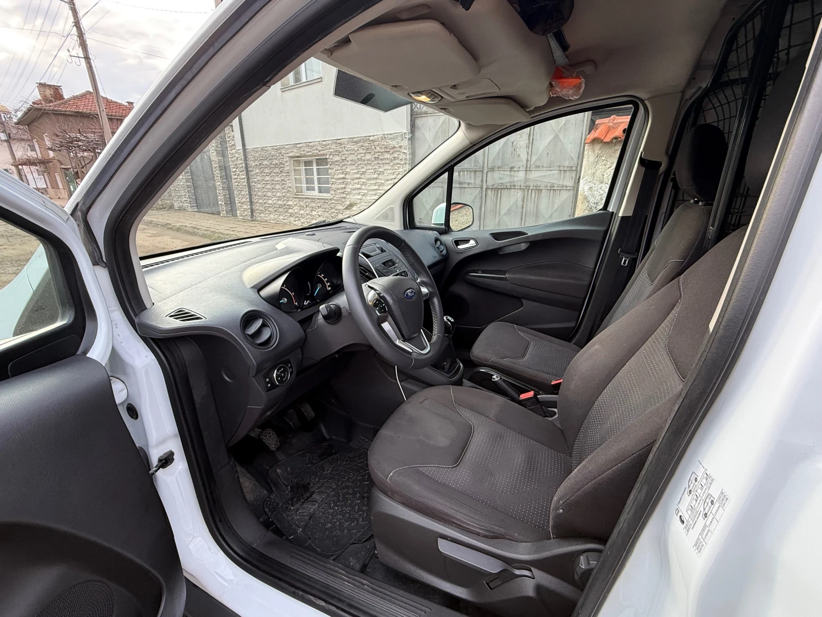 Ford Courier  - изображение 5