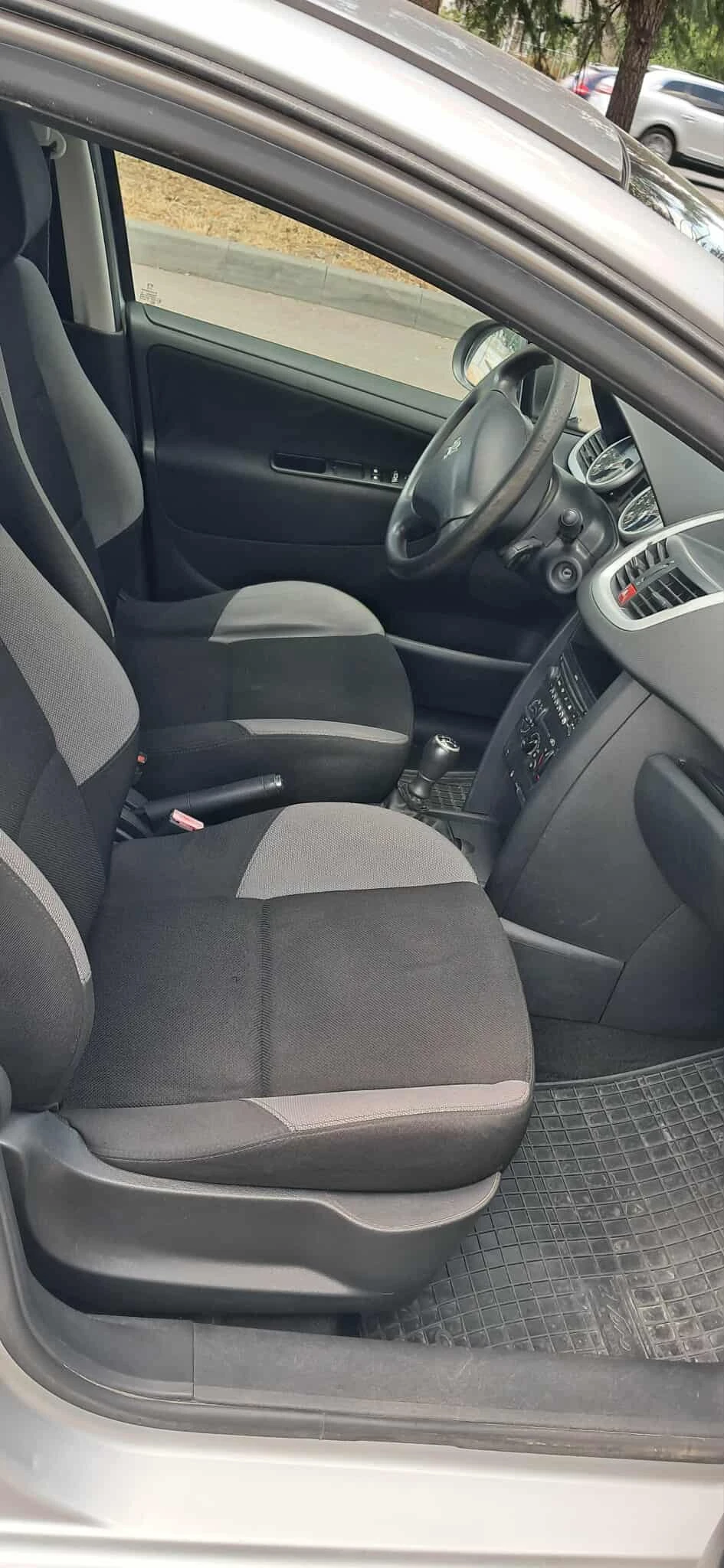 Peugeot 207 ECO - изображение 8