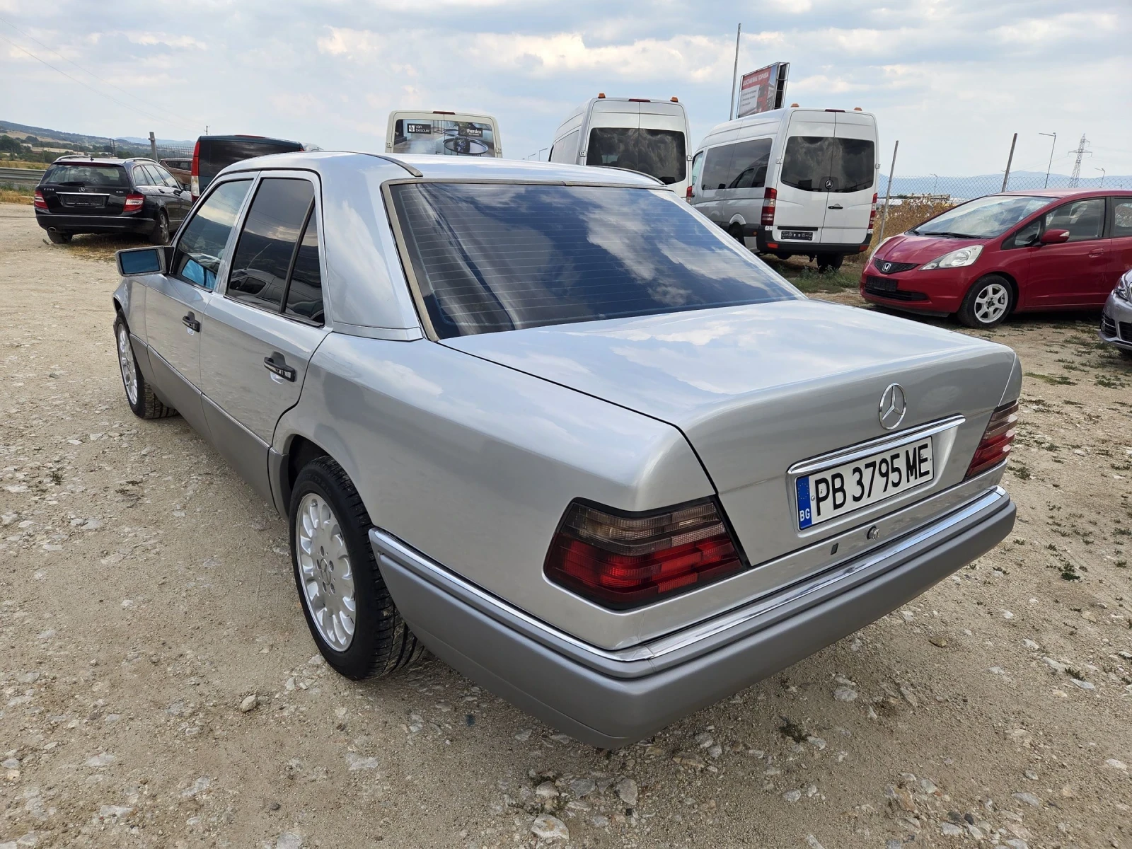 Mercedes-Benz 124 E250D.климатик.113кс. - изображение 6