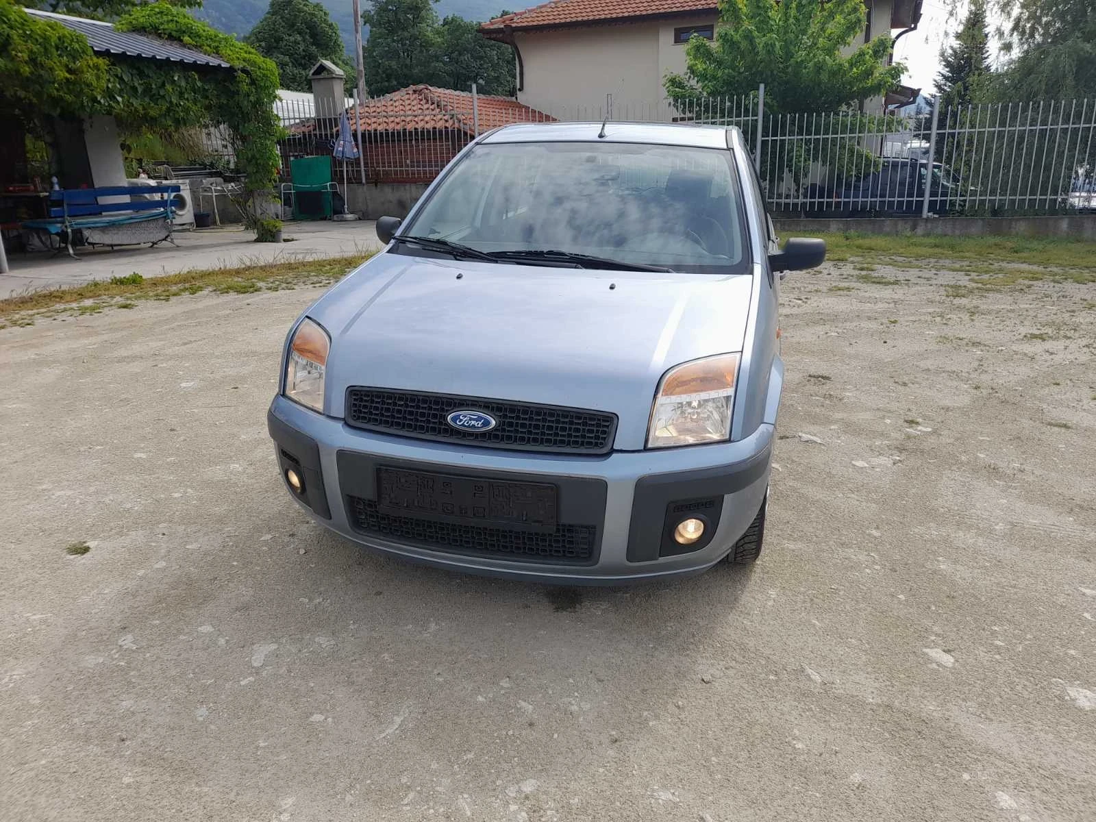 Ford Fusion 1.4 TDCI - изображение 2