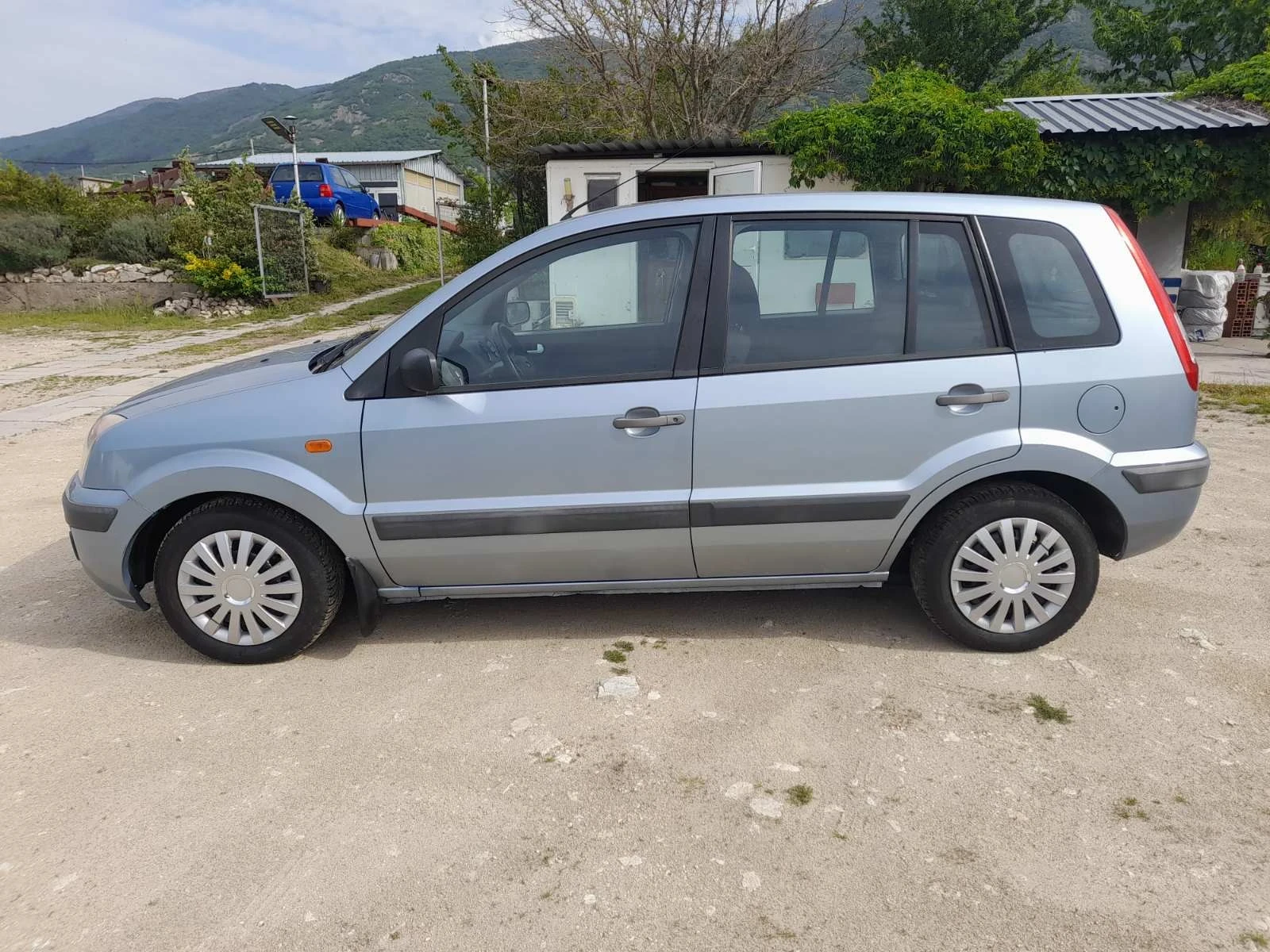 Ford Fusion 1.4 TDCI - изображение 9
