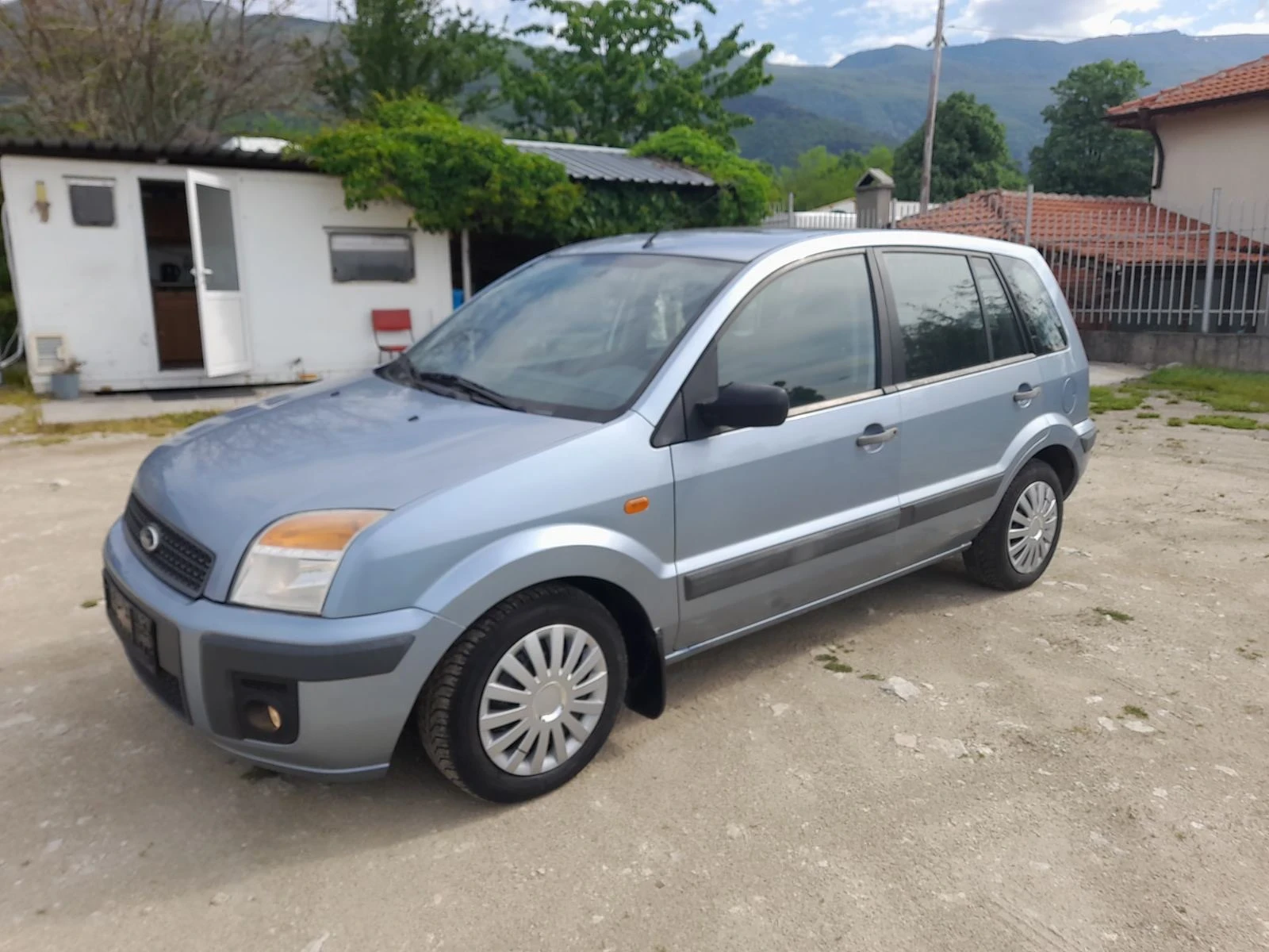 Ford Fusion 1.4 TDCI - изображение 5